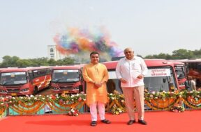 ST Bus launch, CM