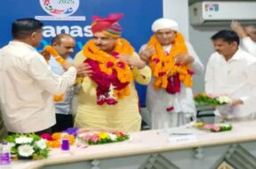 Shankar chaudhari, banas dairy