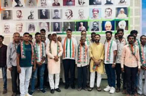 Sikka, corporators join congress