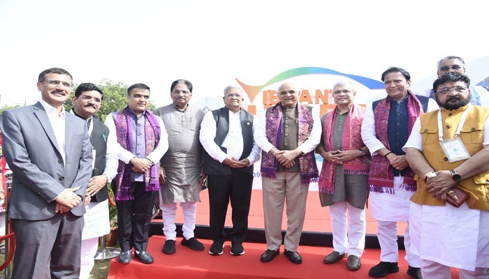 મહેસાણામાં વાઇબ્રન્ટ ગુજરાત રિજનલ કોન્ફરન્સ અંતર્ગત ટ્રેડ શૉ અને એક્ઝિબિશનનો પ્રારંભ