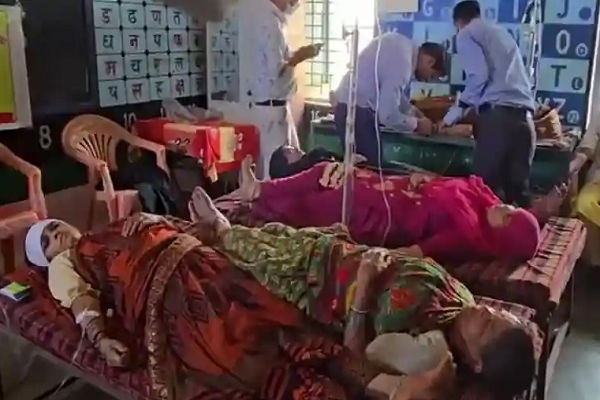 મધ્યપ્રદેશના છિંદવાડાના રાજોલા ગામમાં કૂવાનું ઝેરી પાણી પીવાથી 60 લોકો બીમાર પડ્યા