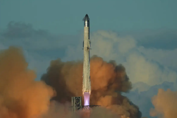 સ્પેસએક્સની સ્ટારશીપ ફ્લાઇટ 11નું લોન્ચિંગ સફળ, આર્ટેમિસ અને મંગળ મિશન માટે માર્ગ મોકળો