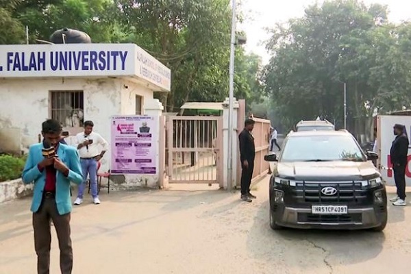 દિલ્હી ક્રાઈમ બ્રાન્ચે અલ-ફલાહ યુનિવર્સિટી સામે બે અલગ અલગ FIR નોંધી