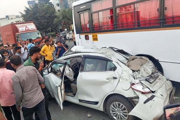 પુણે-બેંગલુરુ હાઇવે પર અકસ્માતમાં આઠ લોકોના મોત, 14 લોકો ઘાયલ