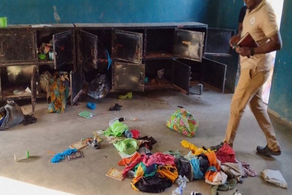 નાઇજીરીયામાં કેથોલિક સ્કૂલ પર બંદૂકધારીઓનો હુમલો, 200 બાળકો અને 12 શિક્ષકોનું અપહરણ