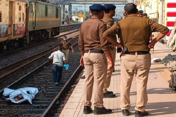 ઉત્તર પ્રદેશના મિર્ઝાપુરમાં ટ્રેનની અડફેટે આવતા છ મહિલાઓના મોત