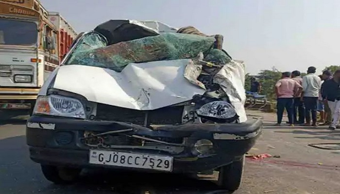 પાલનપુર ડીસા હાઈવે પર ઈકોકાર પલટી જતા બેના મોત, 4ને ઈજા