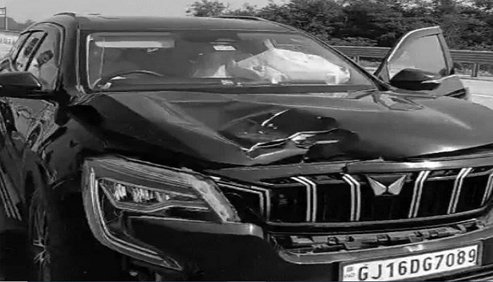 દિલ્હી-મુંબઈ એક્સપ્રેસ હાઈવે પર પાદરા નજીક કારની અડફેટે બે શ્રમિકોના મોત