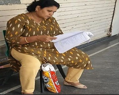 વડોદરામાં BLO સહાયક મહિલા કર્મચારીનું કામગીરી દરમિયાન થયુ મોત, હાર્ટ એટેકની આશંકા