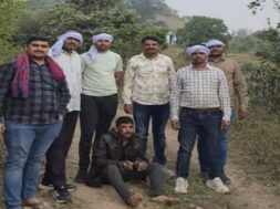 Bhachau, theft arrested