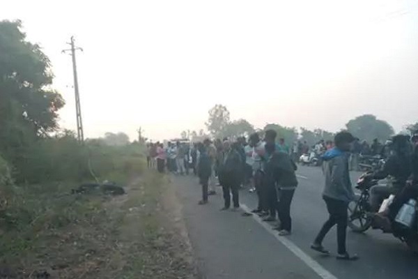 ધનસુરાના ભેસાવાડા નજીક વીજળીનો કરંટ લાગતા બે અજાણ્યા શખસોના મોત