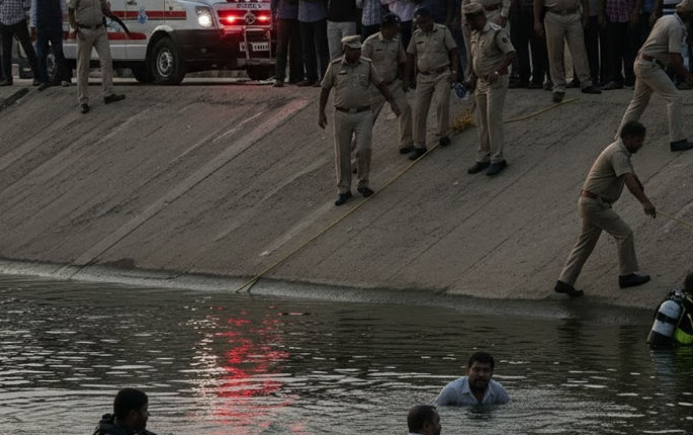 કલોલમાં પિતાએ બે દીકરીઓ સાથે નર્મદા કેનાલમાં ઝંપલાવ્યું, બંને બાળકીઓના મૃતદેહ મળ્યાં