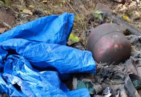 કાશ્મીરઃ કુલગામમાં બે આતંકી ઠેકાણોનો સેનાએ કર્યો નાશ