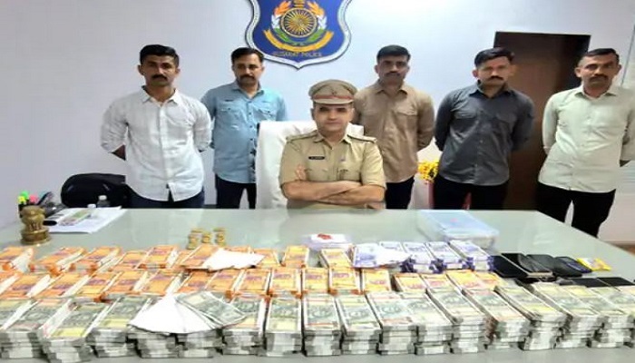 કચ્છમાં લોકોને સસ્તા સોનાની અને એકના ડબલની લાલચ આપતી ગેન્ગનો સાગરિત પકડાયો