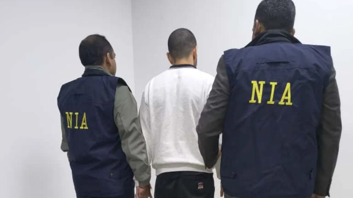 ઈન્ટરનેશનલ ગેંગસ્ટર અનમોલ બિશ્નોઈ ભારત લાવવામાં આવ્યો, પ્રથમ તસવીર આવી સામે