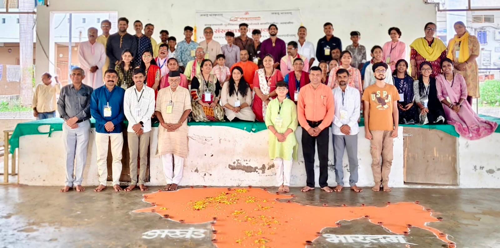 સંસ્કૃત ભારતી-ગુર્જર પ્રાંત દ્વારા આયોજિત સંસ્કૃત પ્રબોધન વર્ગ હિન્દુ ગુરુકુળ, કાયાવરોહણમાં સંપન્ન