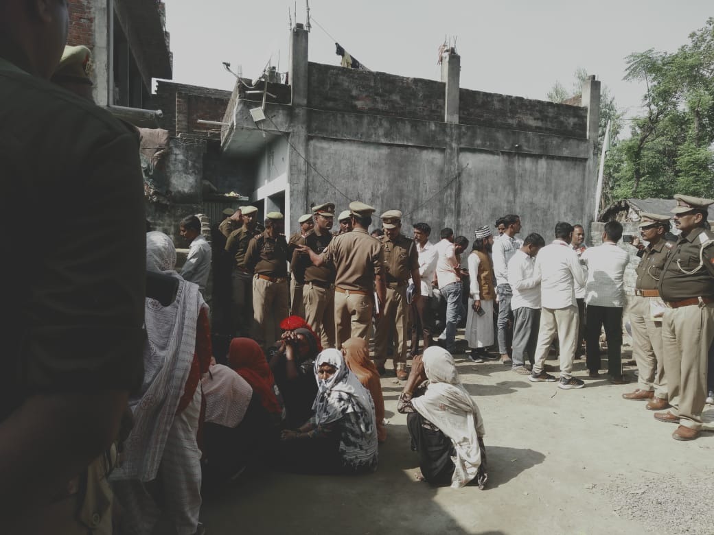 યુપીના શ્રાવસ્તીમાં એક જ પરિવારના પાંચ સભ્યોના શંકાસ્પદ હાલતમાં મોત