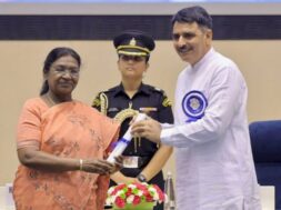 Shankar chaudhari banas dairy national award