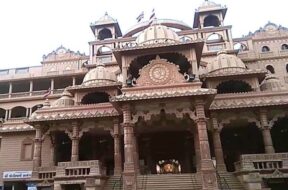 Memnagar swaminarayan gurukul