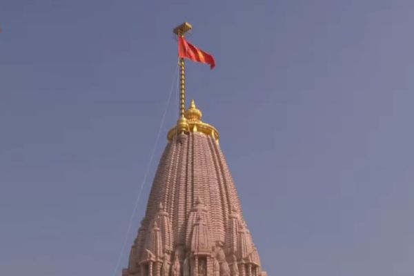 અયોધ્યા શ્રીરામ મંદિર ઉપર ધર્મની ધજાનું આરોહણ સંપન્ન થયુંઃ જુઓ તસવીરોમાં