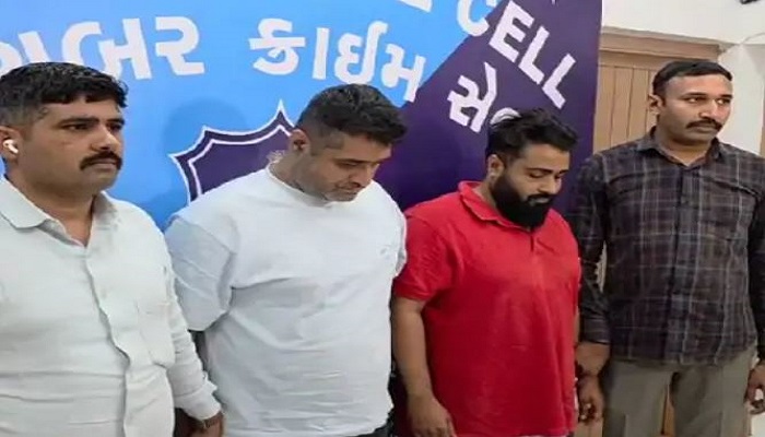 કોલ કરીને નાકરી અને લોનની લાલચ આપીને લોકોને ઠગતી ગેન્ગનો પડદાફાશ