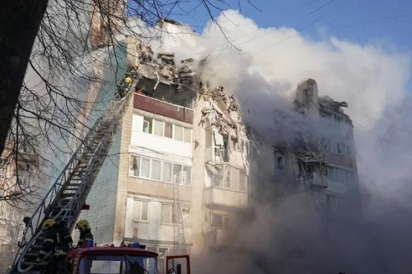 યુક્રેનમાં રશિયાના ડ્રૉન અને મિસાઇલ હુમલામાં 19 લોકોના મોત