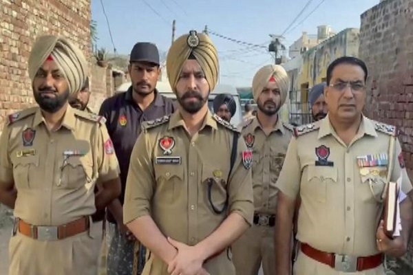 પંજાબમાં આતંકવાદી મોડ્યુલનો પર્દાફાશ, 10 ISI એજન્ટોની ધરપકડ