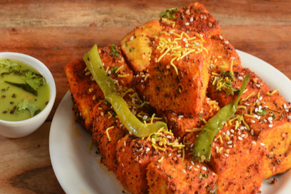 તમારા ભોજનને નવો વળાંક આપો, આ રીતે બનાવો તંદૂરી ઢોકળા