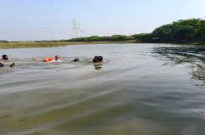 two teenagers drown in lake
