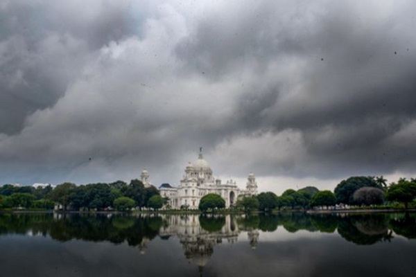 દક્ષિણ બંગાળ અને કોલકાતામાં શિયાળાની શરૂઆત ચક્રવાત સેન્યારની અસર પર રહેશે નિર્ભર