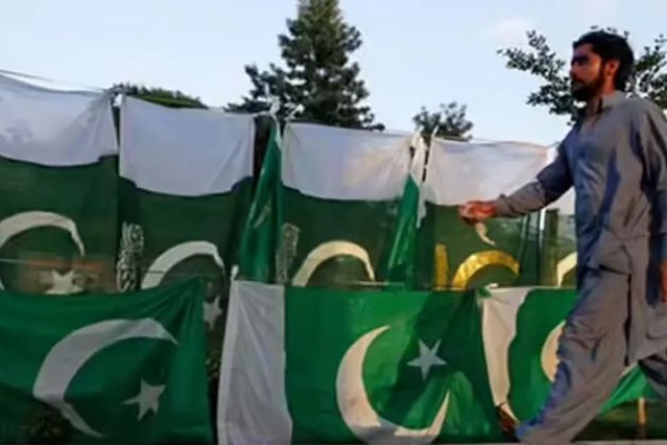 પાકિસ્તાનમાં હિંદુ અને શીખ ધાર્મિક સ્થળોમાં ચિંતાજનક રીતે સતત ઘટાડો, હવે માત્ર 37 સ્થળ બચ્યા !