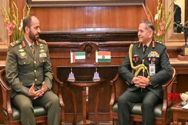 યુએઈના ટોચના લશ્કરી કમાન્ડર આર્મી ચીફ જનરલ ઉપેન્દ્ર દ્વિવેદીને મળ્યા