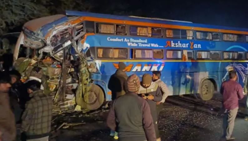 રાજસ્થાનમાં ગુજરાતના યાત્રાળુઓની બસને નડ્યો અકસ્માત, 4નો મોત 28ને ઈજા