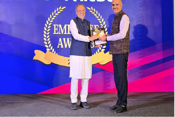 ઉત્તર ગુજરાતની શ્રેષ્ઠ નર્સિંગ કોલેજ તરીકે ભાભરની શ્રી ક્રિષ્ના ઇન્સ્ટિટ્યૂટ ઓફ નર્સિંગને મળ્યો એવોર્ડ