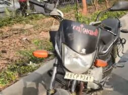 Accident, gandhinagar highway