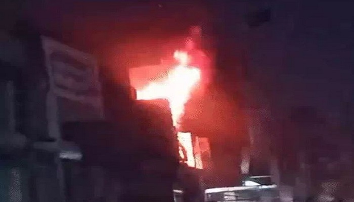 અમદાવાદના નારોલ વિસ્તારમાં ગેસ લિકેજથી આગ લાગતા સિલિન્ડર ફાટ્યો, બેનાં મોત