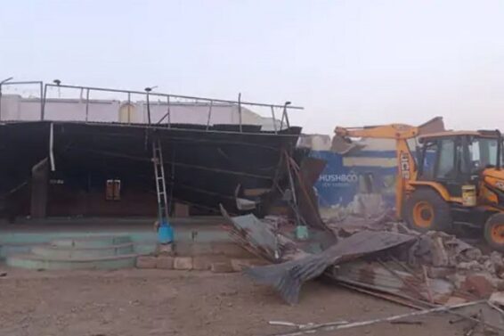 Chotila highway, pressure removed