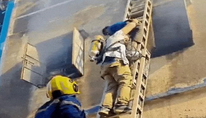 સુરતના વેડરોડ પરના લૂમ્સના કારખાનામાં લાગી ભીષણ આગ, યુવાનનું રેસ્ક્યુ કરાયુ