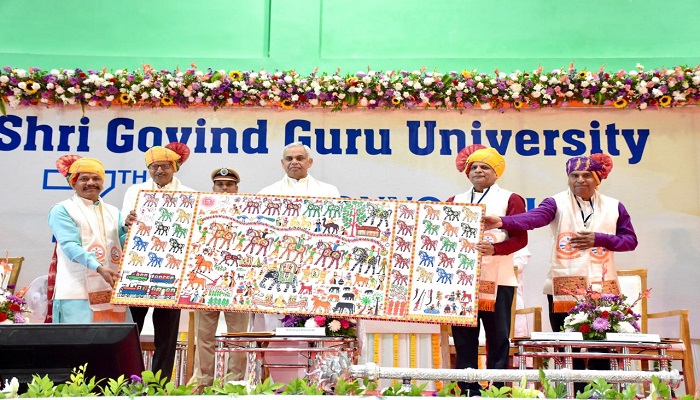 જ્ઞાનનો ઉપયોગ ‘સ્વ’ ના વિકાસની સાથે માનવ જાતના કલ્યાણ માટે કરીએ: રાજ્યપાલ