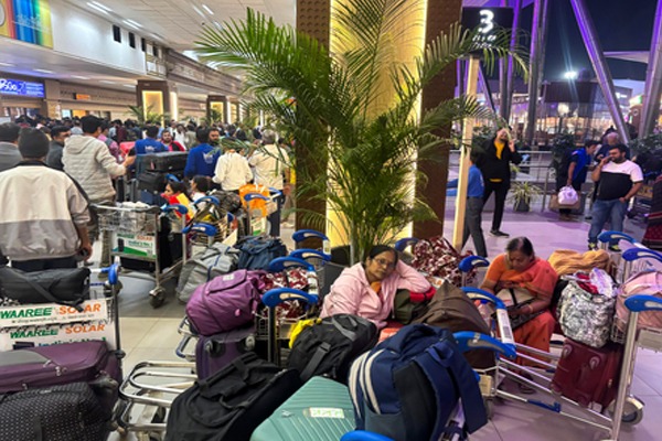 ફ્લાઈટ સંકટ વચ્ચે રેલવે તંત્ર આવ્યું પ્રવાસીઓની વહારે, સ્ટેશિયલ ટ્રેન દોડાવાશે