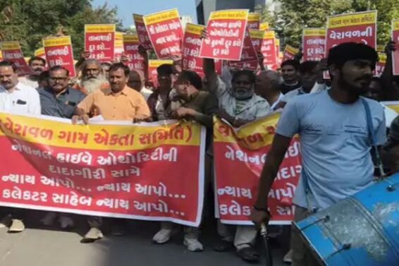 Rajkot, protest against over bridge