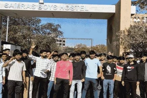 રાજકોટમાં સમરસ હોસ્ટેલમાં હલકી કક્ષાનું ભોજન પીરસાતા વિદ્યાર્થીઓ કર્યો હોબાળો