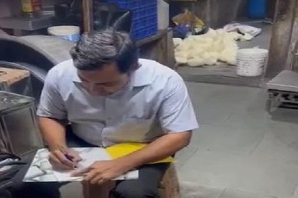 સુરતમાં બે ડેરી પર SOGનો દરોડો, 143 કિલો ભેળસેળયુક્ત ગણાતો માખણનો જથ્થો જપ્ત