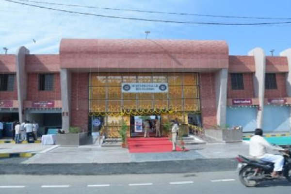 સુરેન્દ્રનગર એસટી બસ સ્ટેશનમાં સીસીટીવી લગાવવા કલેક્ટરે કર્યો આદેશ