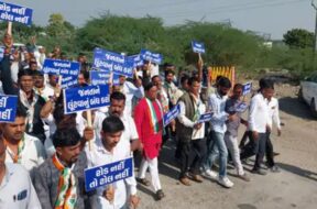 Tharad, protest on bad highway