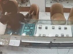 Theft in a jewelry shop