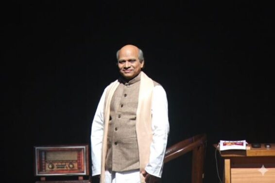 દિલ્હીમાં લોહપુરુષ એકપાત્રી નાટકનું મંચન