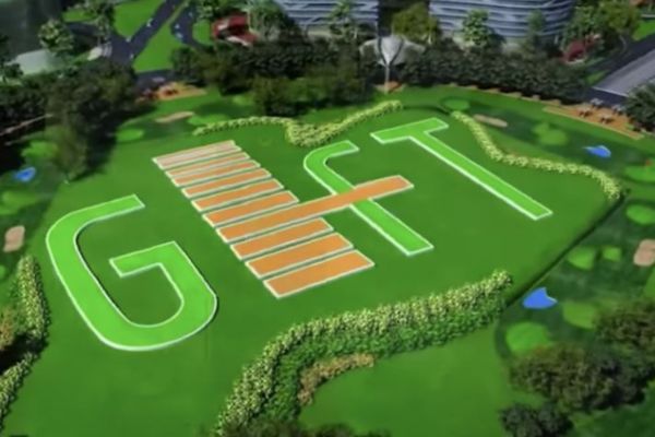 ચીયર્સ! ગિફ્ટ સિટીમાં વિદેશી નાગરિકો, પરપ્રાંતિયો માટે દારુ મેળવવામાં સરળતા કરવામાં આવી