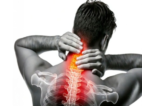 શિયાળામાં સર્વાઇકલનો દુખાવો વધી જાય છે? આ સરળ ઉપાયોથી જીવનમાં આવશે પરિવર્તન