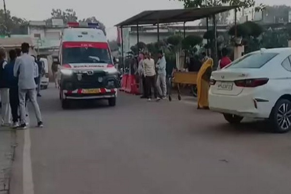 મધ્યપ્રદેશના ખજુરાહોમાં ખોરાક ખાધા પછી ત્રણ કર્મચારીઓના મોત થયા